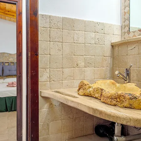Elia's House Holiday home Porto Istana