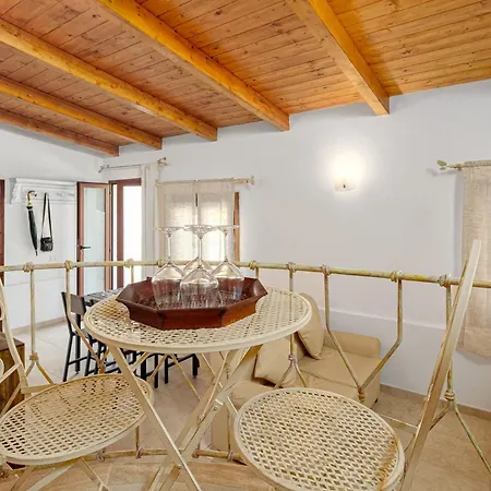 Elia's House Porto Istana