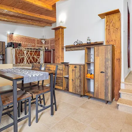 Elia's House